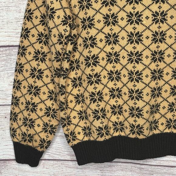 Janie and Jack Boys Geo Snowflake Cozy Winter Fair Isle Sweater Size 4 - Picture 9 of 9